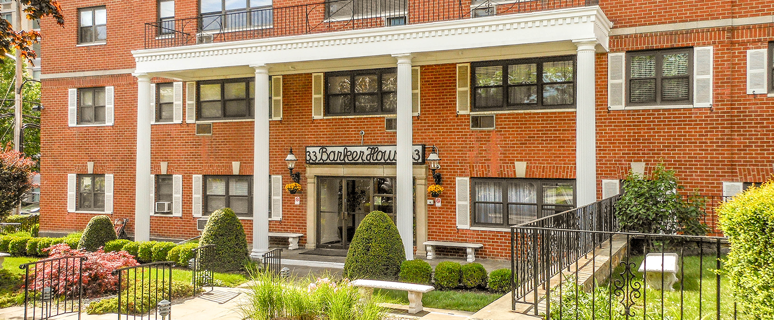 Barker House Cooperative Real Estate Ragetté